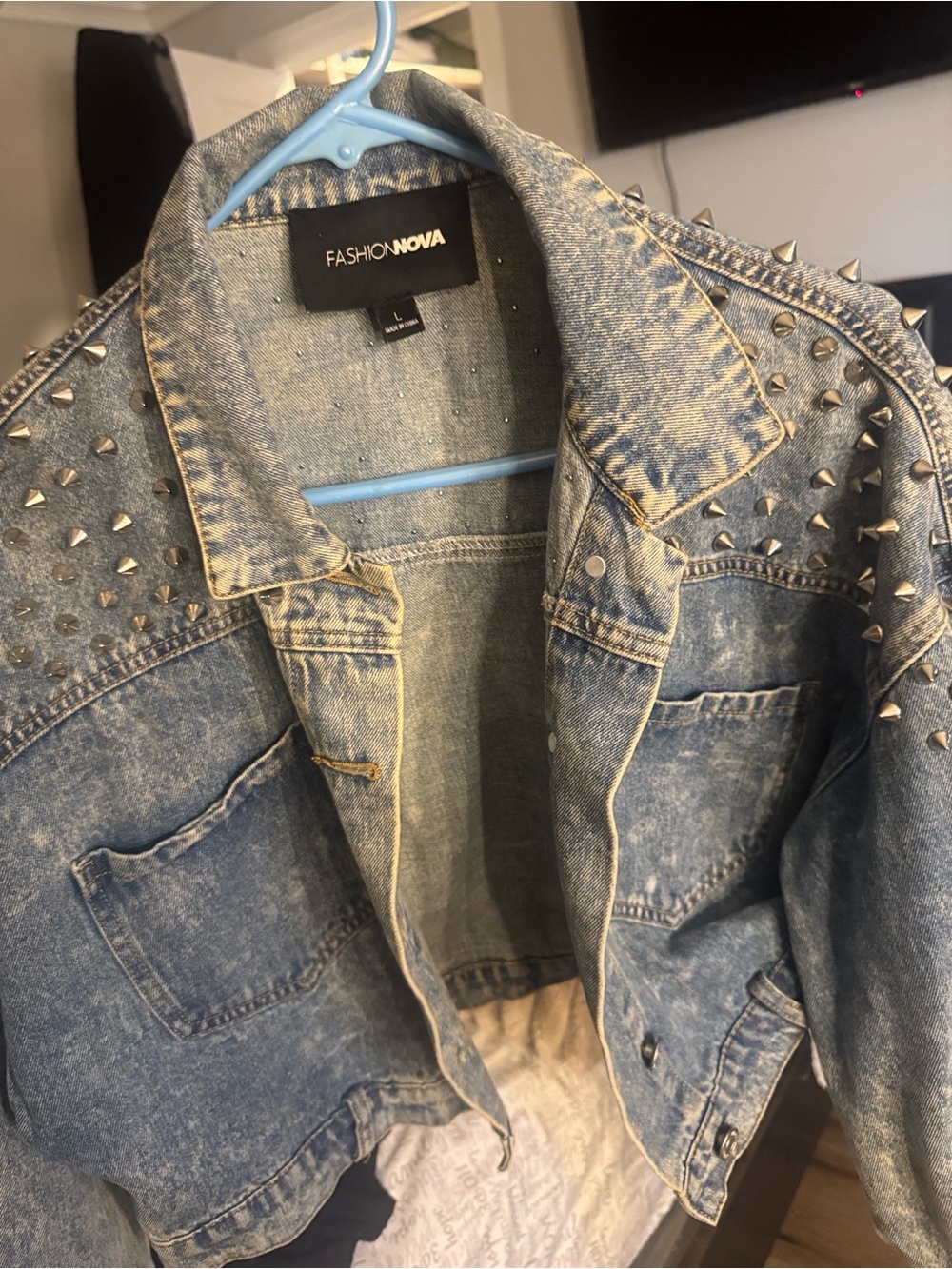 Fashion Nova Studded Acid Wash Denim Jacket - Light Blue